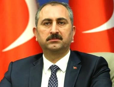 Τούρκος υπουργός Δικαιοσύνης: Η Ελλάδα φυγαδεύει μυστικά οπαδούς του Γκιουλέν σε τρίτες χώρες